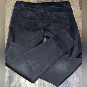 Democracy size 6 skinny jeans